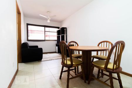 Sala de apartamento para alugar com 1 quarto, 45m² em Centro Histórico, Porto Alegre