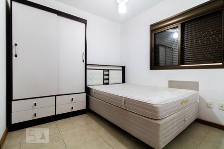 Suíte de apartamento para alugar com 1 quarto, 45m² em Centro Histórico, Porto Alegre