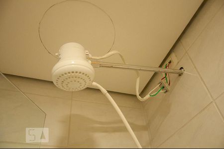 Chuveiro de apartamento para alugar com 1 quarto, 45m² em Centro Histórico, Porto Alegre