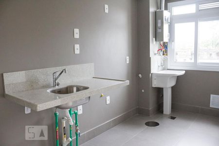 Cozinha de apartamento à venda com 2 quartos, 67m² em Glória, Porto Alegre