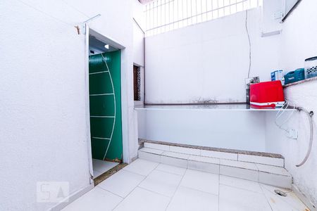 Casa à venda com 300m², 2 quartos e 2 vagasÁrea de Serviço