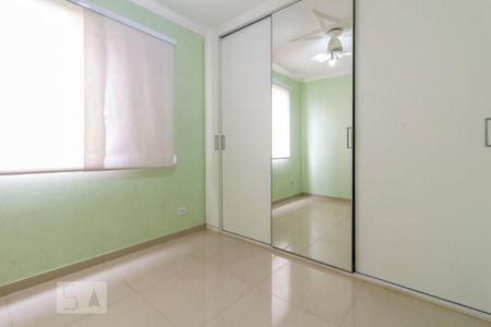 Quarto 1 de apartamento para alugar com 2 quartos, 52m² em Vila Nova Teresa, São Paulo