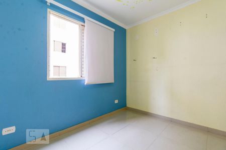 Quarto 2 de apartamento para alugar com 2 quartos, 52m² em Vila Nova Teresa, São Paulo