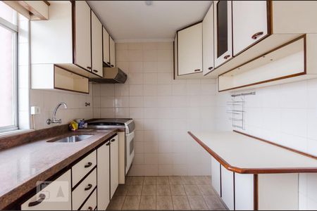 Apartamento à venda com 65m², 2 quartos e 1 vagaCozinha