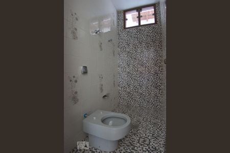 Lavabo de casa para alugar com 3 quartos, 320m² em Jardim Rosaura, Jundiaí