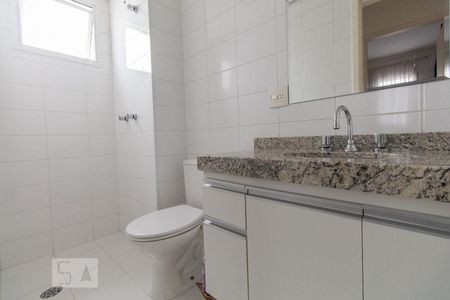 Apartamento para alugar com 74m², 3 quartos e 2 vagas Apartamento para alugar com 74m², 3 quartos e 2 vagasBanheiro social