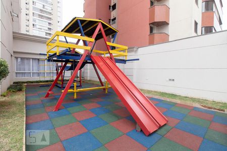 Apartamento para alugar com 74m², 3 quartos e 2 vagas Apartamento para alugar com 74m², 3 quartos e 2 vagasPlayground