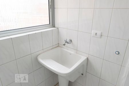 Apartamento para alugar com 76m², 2 quartos e 1 vagaÁrea de serviço (Tanque)
