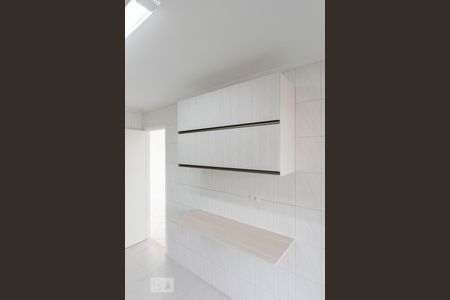 Apartamento para alugar com 76m², 2 quartos e 1 vagaCozinha (Armários)