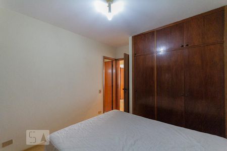 Apartamento à venda com 200m², 4 quartos e 3 vagasSuíte 2