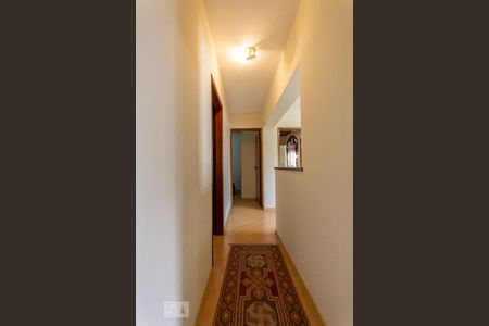 Corredor de apartamento à venda com 4 quartos, 200m² em Vila Andrade, São Paulo