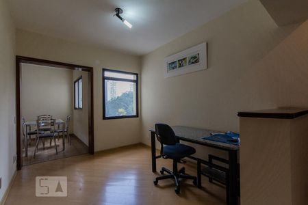 Apartamento à venda com 200m², 4 quartos e 3 vagasEscritório