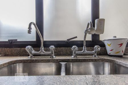 Apartamento à venda com 200m², 4 quartos e 3 vagasCozinha