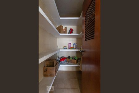 Apartamento à venda com 200m², 4 quartos e 3 vagasDespensa