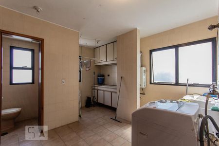 Apartamento à venda com 200m², 4 quartos e 3 vagasÁrea de Serviço