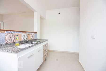 Cozinha de casa para alugar com 2 quartos, 60m² em Jaguaré, São Paulo