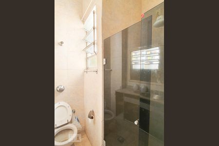 Banheiro de apartamento para alugar com 2 quartos, 58m² em Icaraí, Niterói