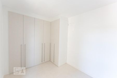 Suite de apartamento para alugar com 2 quartos, 72m² em Santa Rosa, Niterói