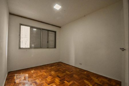 Apartamento à venda com 96m², 3 quartos e 1 vagaQuarto 02