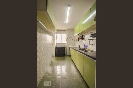 Apartamento à venda com 96m², 3 quartos e 1 vagaCozinha