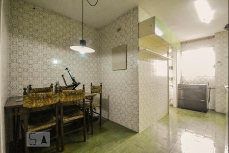 Apartamento à venda com 96m², 3 quartos e 1 vagaCozinha