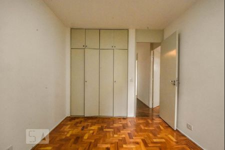Apartamento à venda com 96m², 3 quartos e 1 vagaQuarto 02