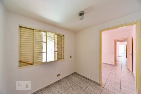 Casa para alugar com 200m², 3 quartos e 2 vagas Casa para alugar com 200m², 3 quartos e 2 vagasQuarto 3