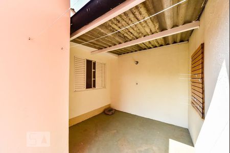 Casa para alugar com 200m², 3 quartos e 2 vagas Casa para alugar com 200m², 3 quartos e 2 vagasCorredor Lateral