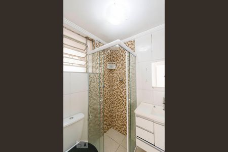 Banheiro de apartamento à venda com 2 quartos, 50m² em São Pedro, Osasco