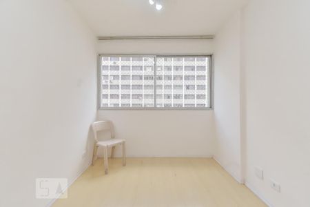 Apartamento à venda com 42m², 1 quarto e 1 vaga Apartamento à venda com 42m², 1 quarto e 1 vagaSala