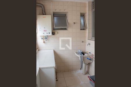 Apartamento para alugar com 170m², 3 quartos e 2 vagas Apartamento para alugar com 170m², 3 quartos e 2 vagasÁrea de serviço