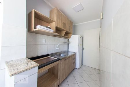Cozinha de apartamento para alugar com 1 quarto, 50m² em Cavalhada, Porto Alegre