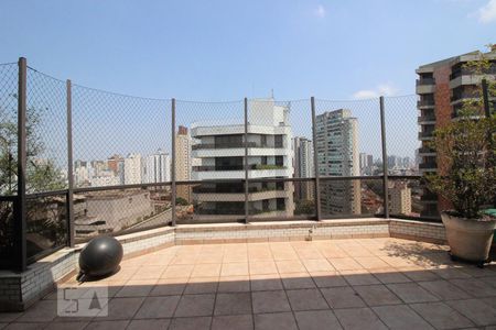 Apartamento para alugar com 400m², 5 quartos e 4 vagasVaranda