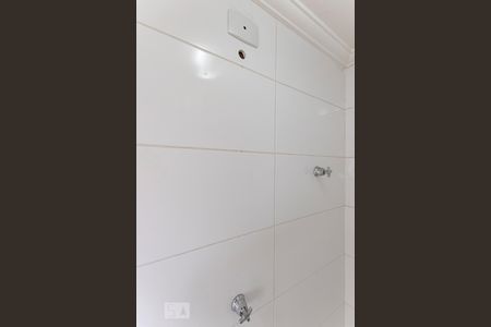 Banheiro de Serviço  de apartamento para alugar com 3 quartos, 101m² em Vila Helena, Jundiaí