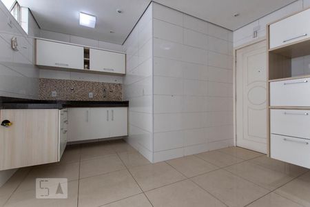 Cozinha de apartamento à venda com 3 quartos, 101m² em Vila Helena, Jundiaí