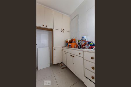 Quarto de Serviço  de apartamento para alugar com 3 quartos, 101m² em Vila Helena, Jundiaí
