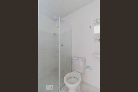 Banheiro de casa para alugar com 1 quarto, 45m² em Vila Galvão, Guarulhos