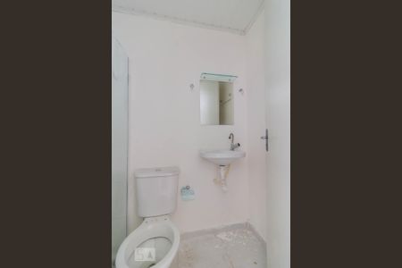 Banheiro de casa para alugar com 1 quarto, 45m² em Vila Galvão, Guarulhos
