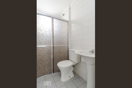 Banheiro de apartamento para alugar com 2 quartos, 60m² em Parque Terra Nova, São Bernardo do Campo