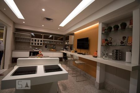 Apartamento à venda com 320m², 3 quartos e 3 vagas Apartamento à venda com 320m², 3 quartos e 3 vagasCozinha
