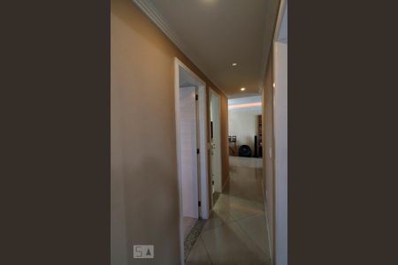 Apartamento à venda com 115m², 3 quartos e 2 vagasCorredor