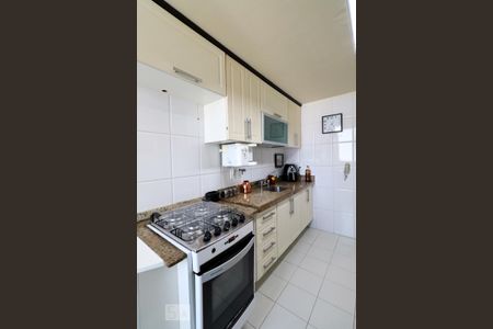 Apartamento à venda com 115m², 3 quartos e 2 vagasCozinha