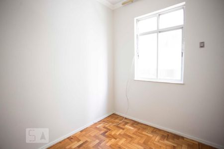 Quarto 1 de apartamento para alugar com 2 quartos, 70m² em Estácio, Rio de Janeiro
