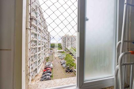 Apartamento à venda com 70m², 2 quartos e 1 vagaÁrea de Serviço Janela