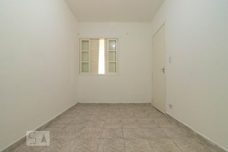 Quarto 1 de casa para alugar com 2 quartos, 55m² em Vila Salete, São Paulo