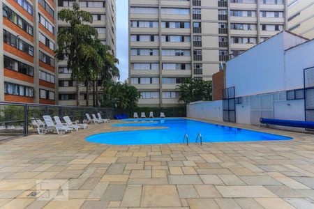 Apartamento para alugar com 110m², 3 quartos e 1 vagaÁrea comum - Piscina