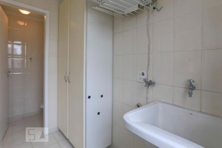 Apartamento para alugar com 110m², 3 quartos e 1 vagaÁrea de Serviço