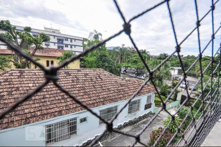 Vista Sala de apartamento à venda com 2 quartos, 48m² em Tanque, Rio de Janeiro