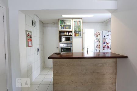 Apartamento à venda com 80m², 1 quarto e 2 vagasCozinha