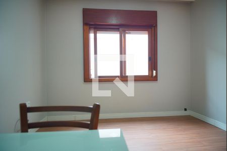 Sala de apartamento para alugar com 2 quartos, 54m² em São João, Porto Alegre